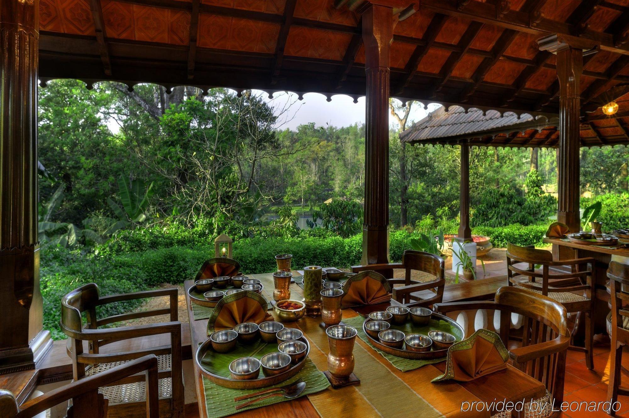 Evolve Back Coorg Hotel Hassan Ristorante foto