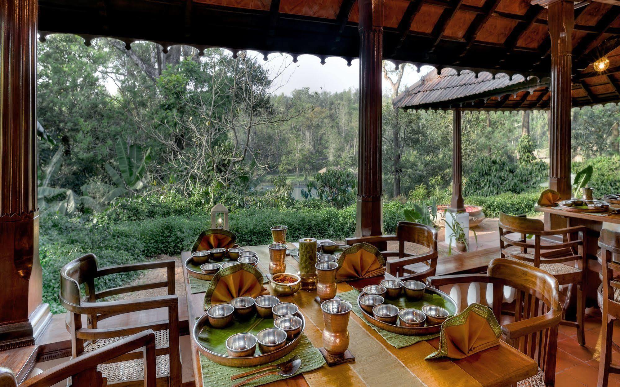 Evolve Back Coorg Hotel Hassan Esterno foto